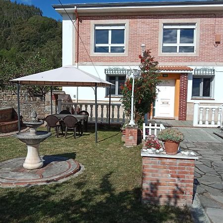 Vivienda turística volveré Santiurde de Toranzo Esterno foto